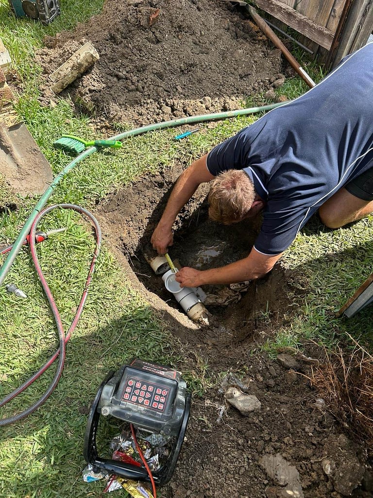 Leaking tap repair for efficient water usage