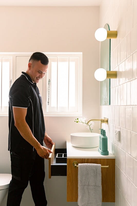 Thermal equipment used for water leak detection in Sussex Inlet